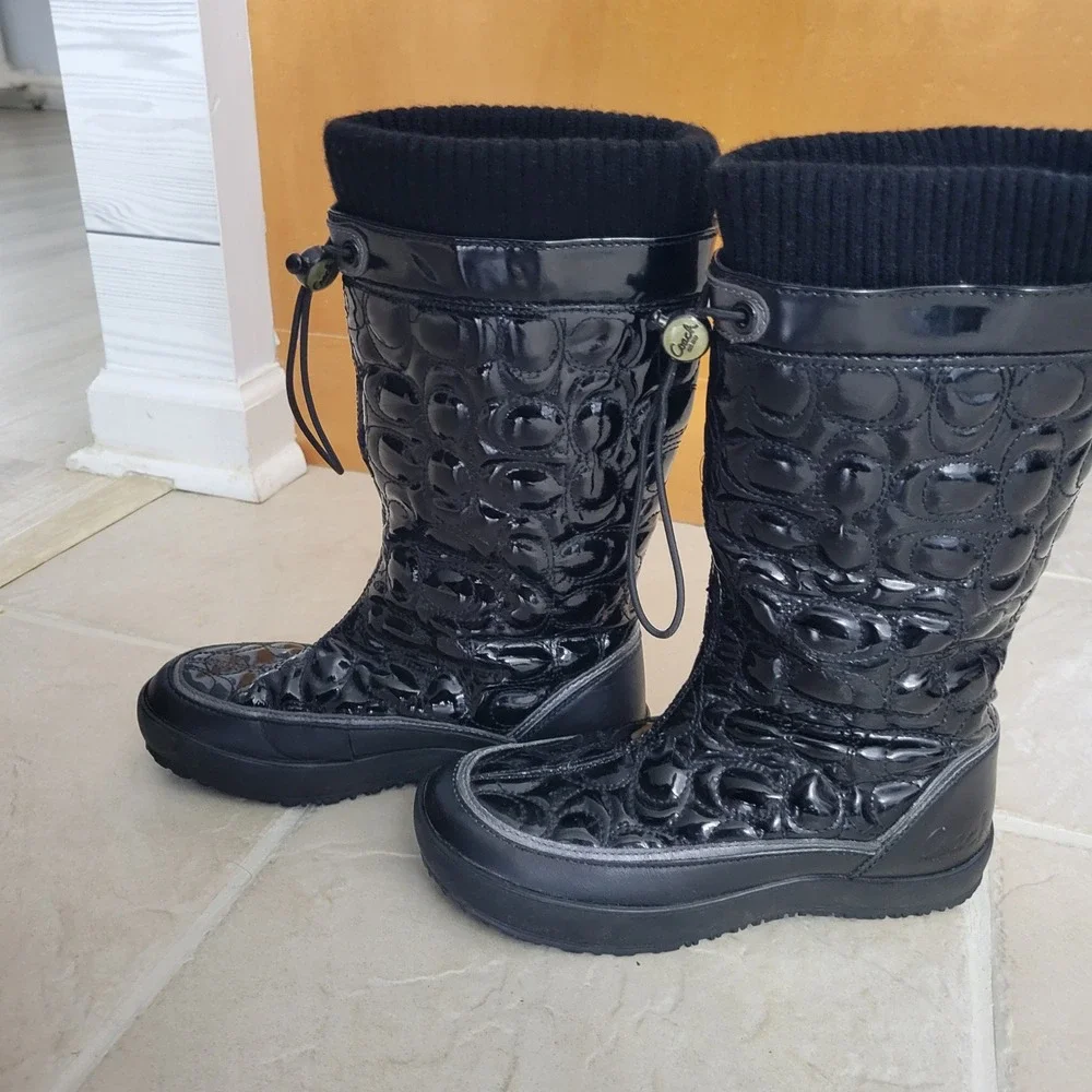 Coach Prisilla Black Quilted Patent Leather Snow Boots Womens 5 Luxury Gorpcore